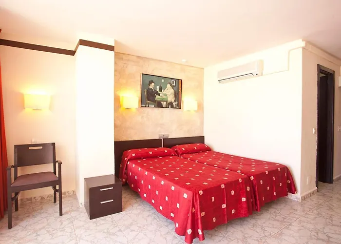 Fergus Paraiso - Adults Only Hotell