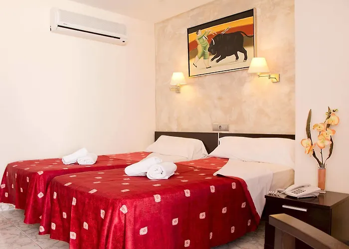 Fergus Paraiso - Adults Only Hotell 3*