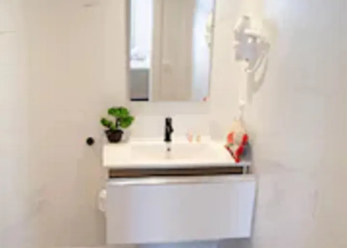 Отель Fergus Paraiso - Adults Only