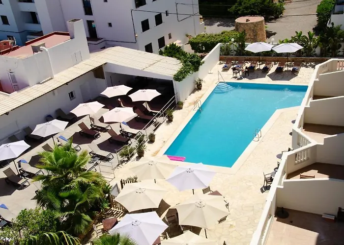 Fergus Paraiso - Adults Only