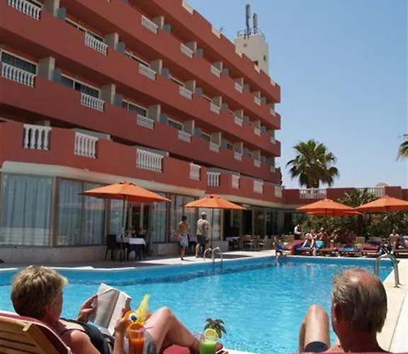 Fergus Paraiso - Adults Only Отель 3*