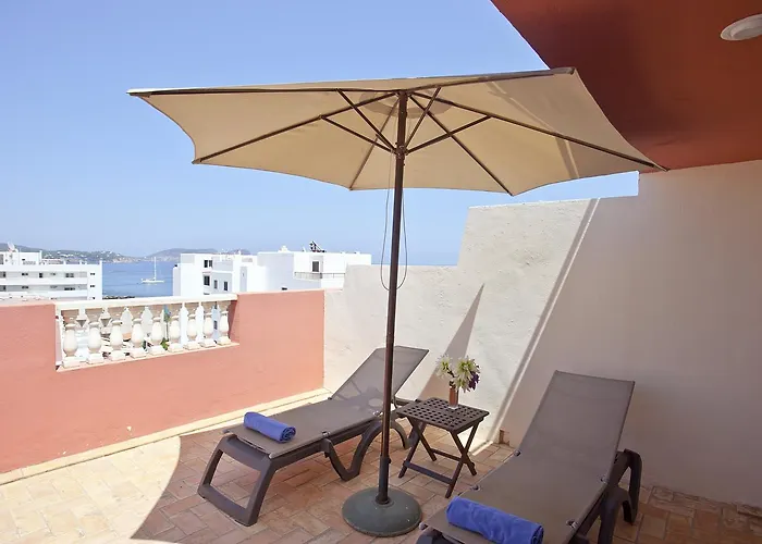 Fergus Paraiso - Adults Only