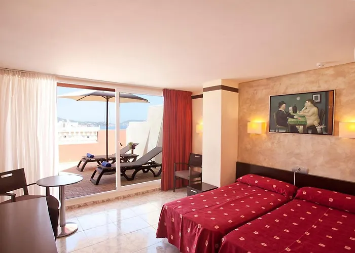 Fergus Paraiso - Adults Only Отель 3*